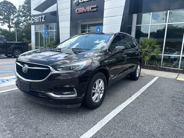 2018 Buick Enclave Essence's photo