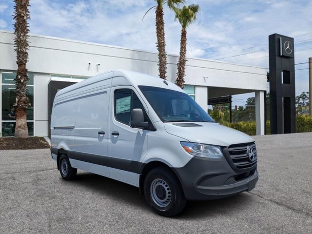 New 2026 Mercedes-Benz Sprinter 2500 Standard Roof 4-Cyl Diesel Van Cargo Van