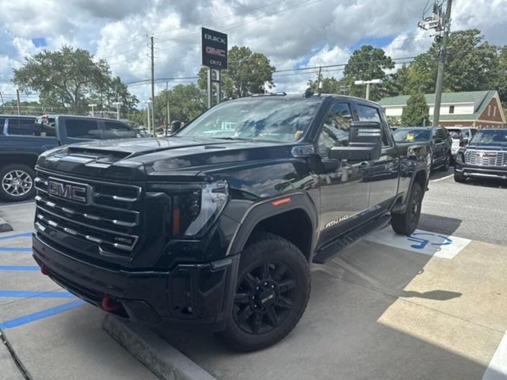 Used 2025 GMC Sierra 2500 HD AT4 Truck Crew Cab