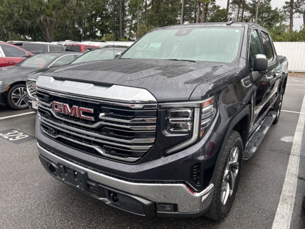 Used 2022 GMC Sierra 1500 SLT Truck Crew Cab