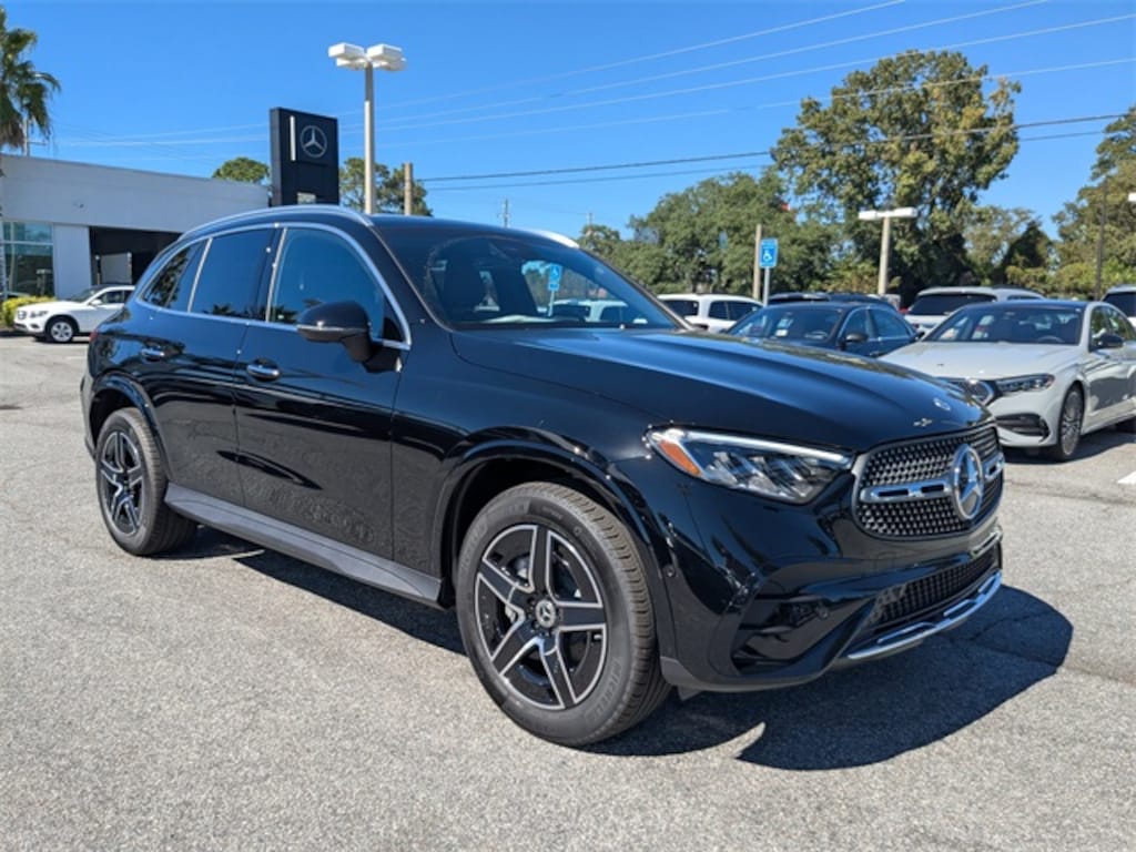 New 2026 Mercedes-Benz GLC 300 SUV