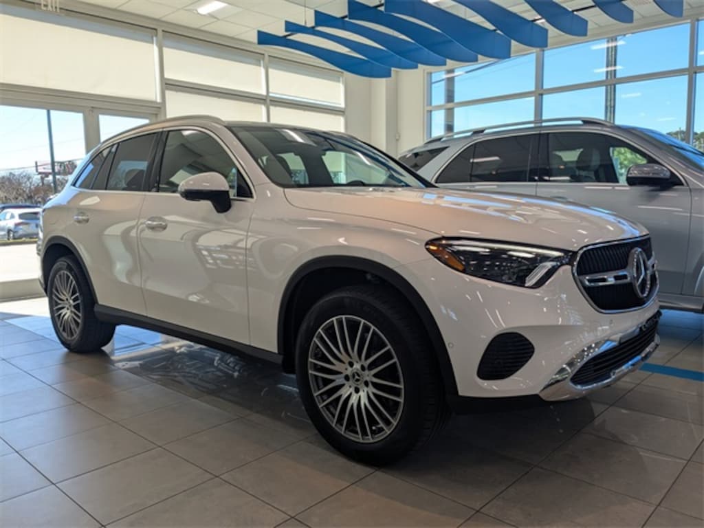 New 2026 Mercedes-Benz GLC 300 4MATIC SUV