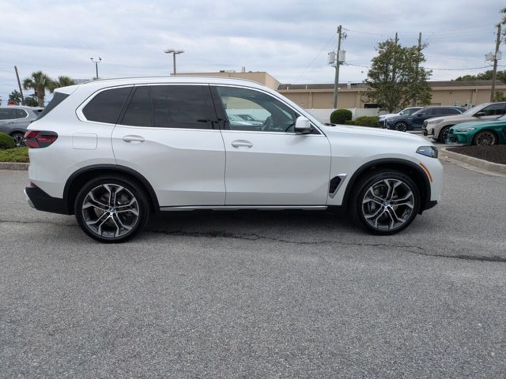Used 2024 BMW X5 xDrive40i SUV