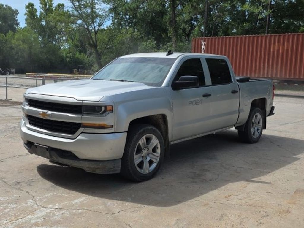 Used 2018 Chevrolet Silverado 1500 Silverado Custom Truck Crew Cab