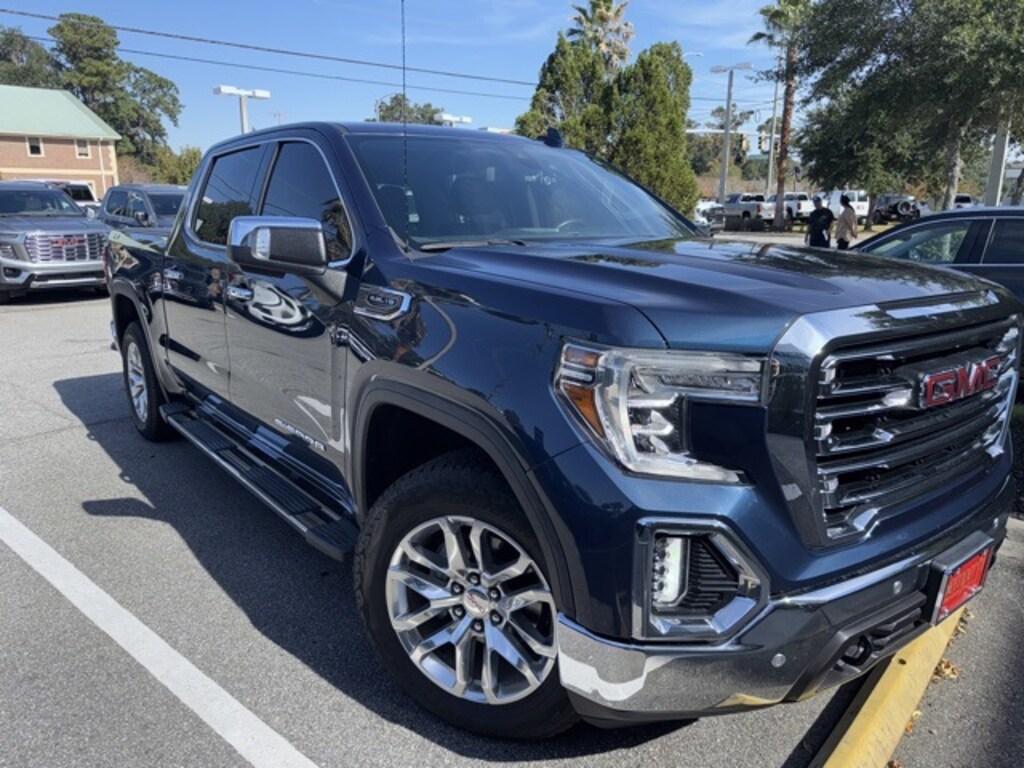 Used 2021 GMC Sierra 1500 SLT Truck Crew Cab