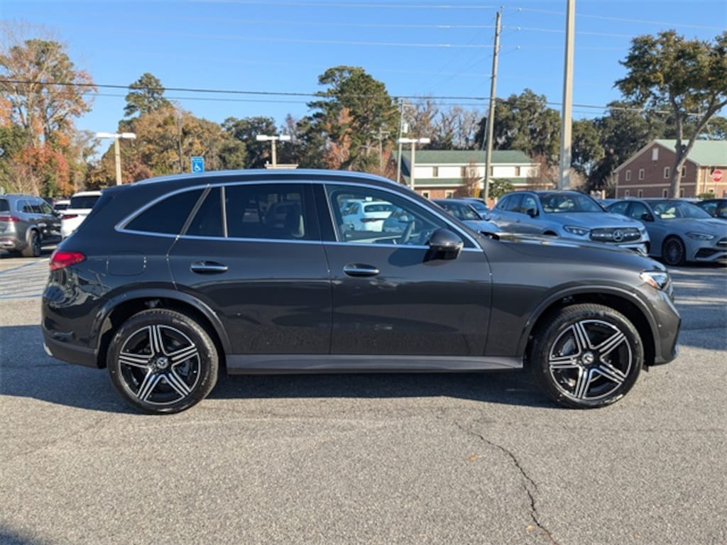 New 2026 Mercedes-Benz GLC 300 4MATIC SUV