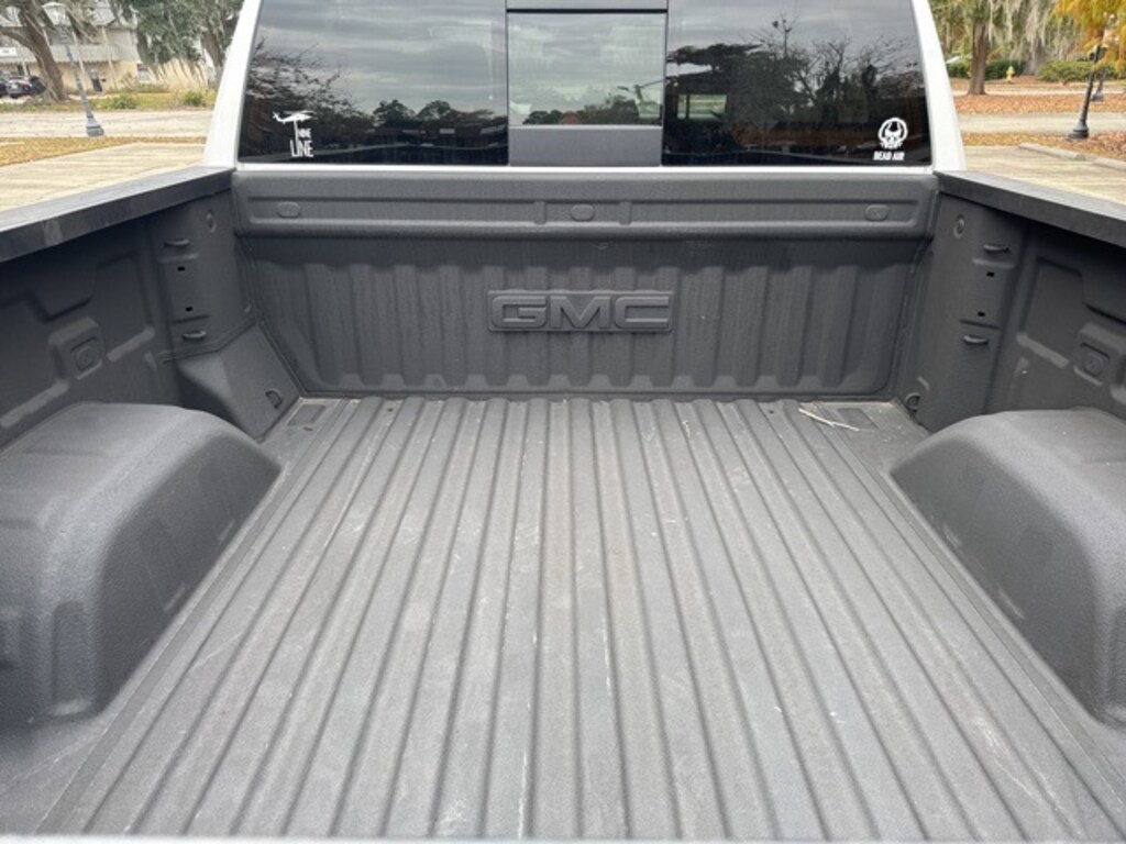 Used 2023 GMC Sierra 1500 SLT Truck Crew Cab