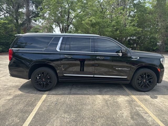 2021 GMC Yukon Denali 2WD's photo