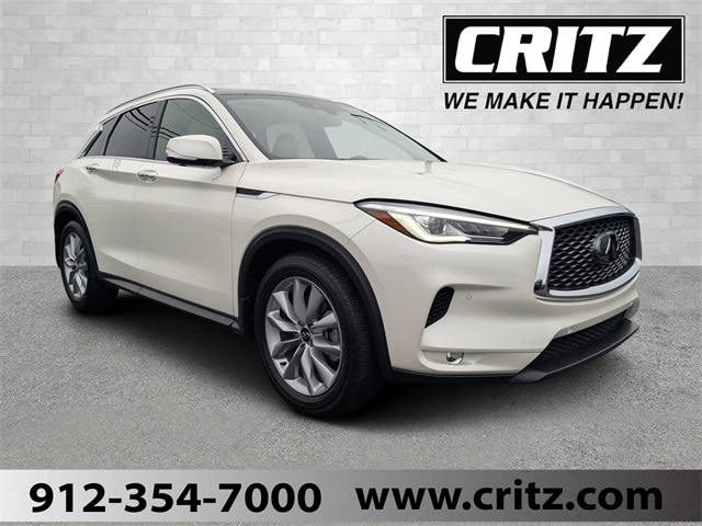 2021 INFINITI QX50 Essential's photo