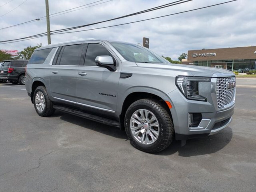 Used 2023 GMC Yukon XL Denali SUV