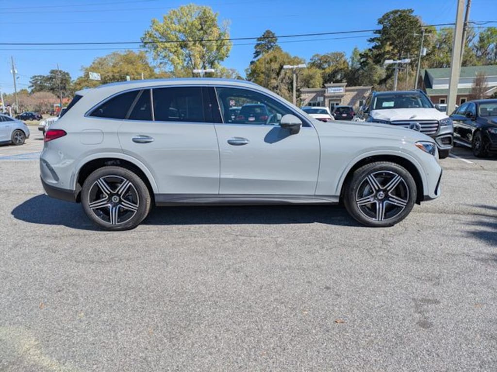 New 2026 Mercedes-Benz GLC 300 4MATIC SUV
