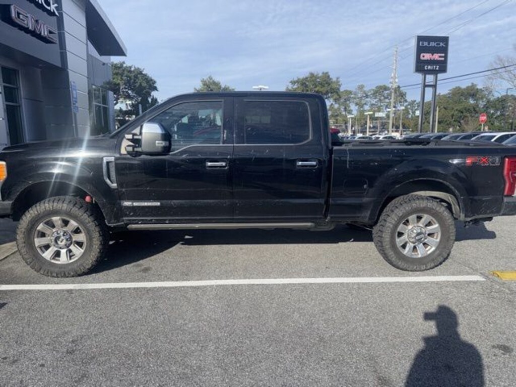 Used 2017 Ford F-250 Truck Crew Cab