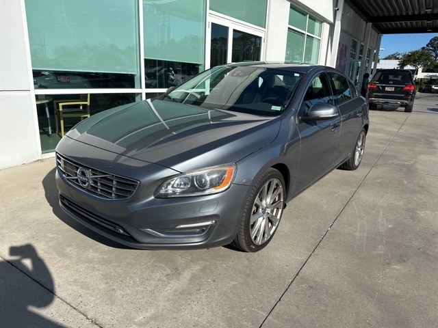 2017 Volvo S60 T5 Inscription Platinum