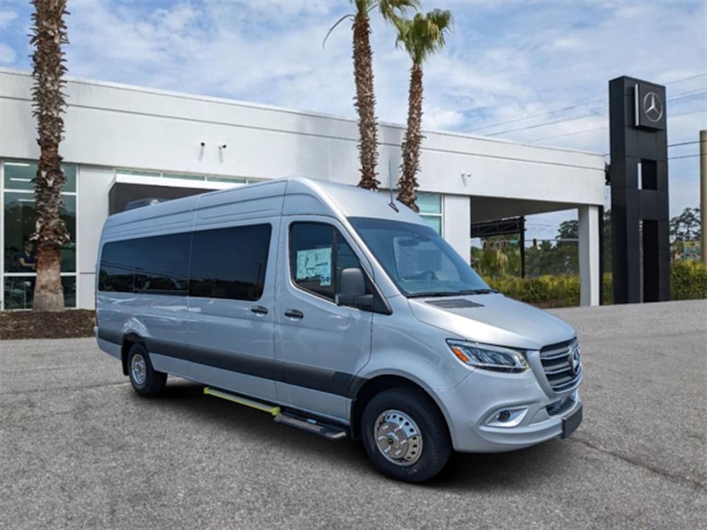 New 2024 Mercedes-Benz Sprinter 3500 High Roof 4-Cyl Diesel Van Cargo Van
