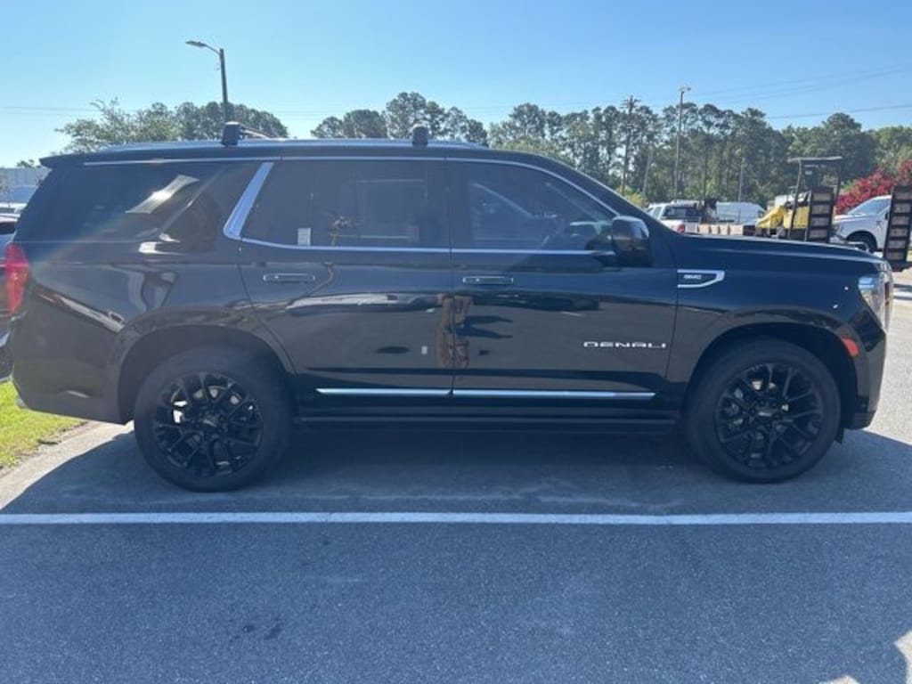 Used 2024 GMC Yukon Denali SUV