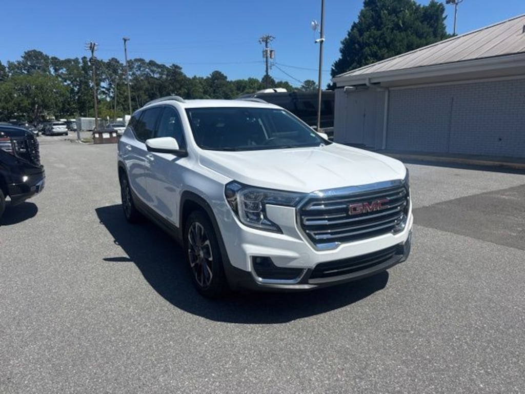 Used 2023 GMC Terrain SLT SUV