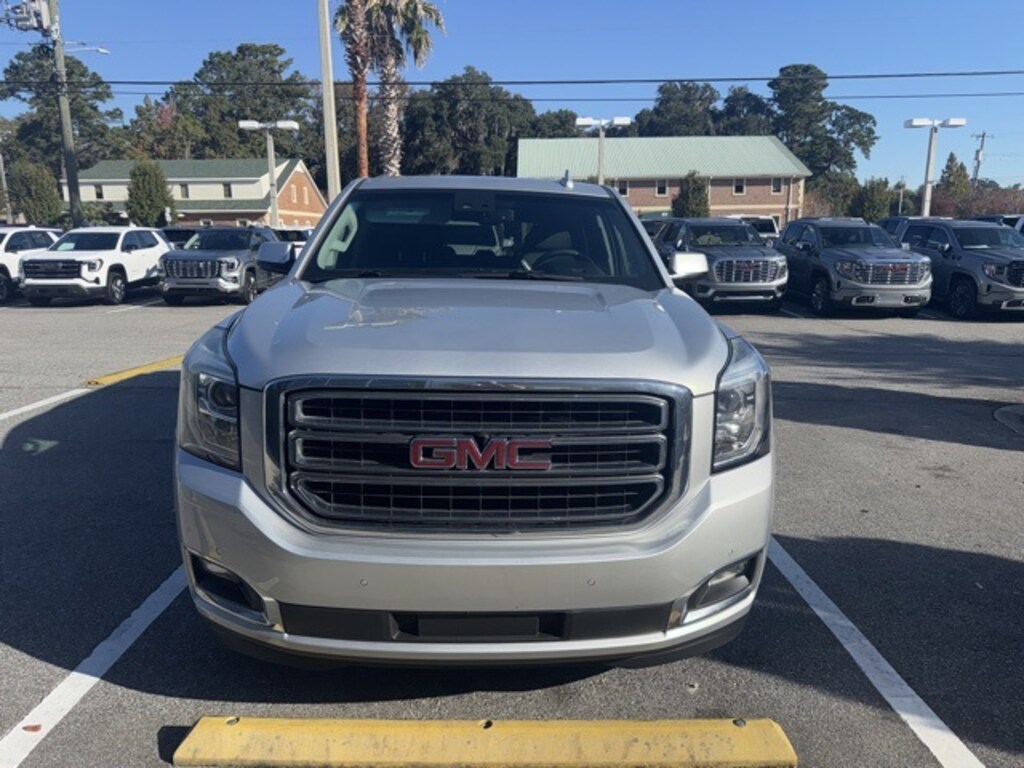 Used 2017 GMC Yukon SLT SUV