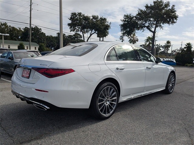 2026 Mercedes Benz S 580 4MATIC photo 3