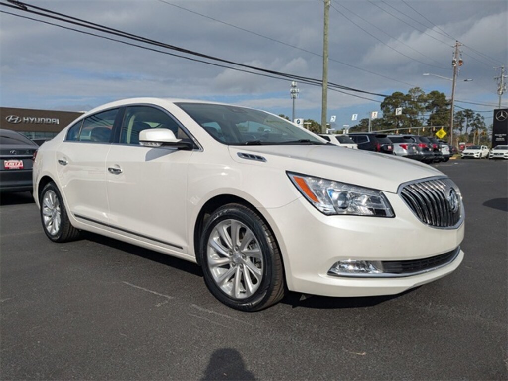Used 2016 Buick LaCrosse Leather Sedan