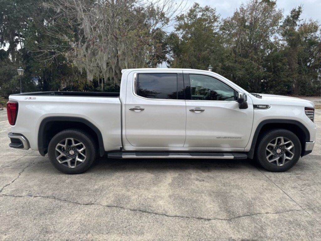 Used 2023 GMC Sierra 1500 SLT Truck Crew Cab