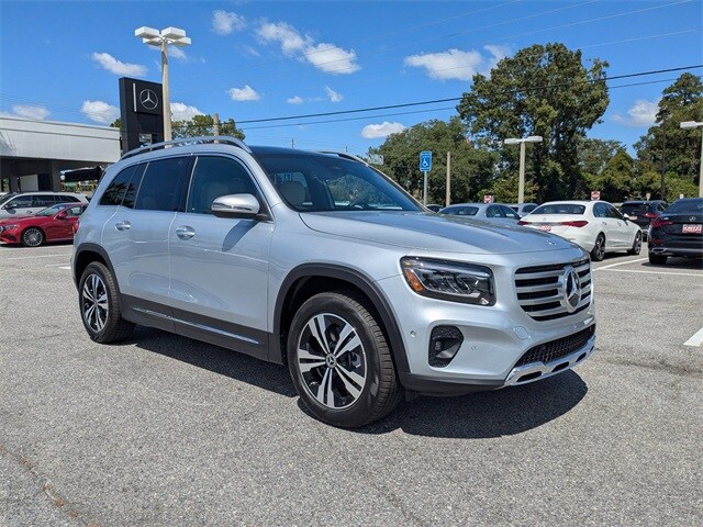 2026 Mercedes Benz GLB 250 photo 2