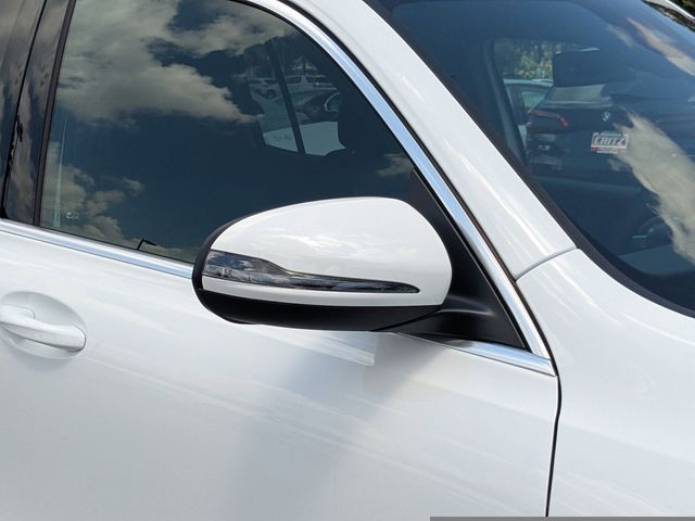 2025 Mercedes-Benz GLB Base - Photo 13