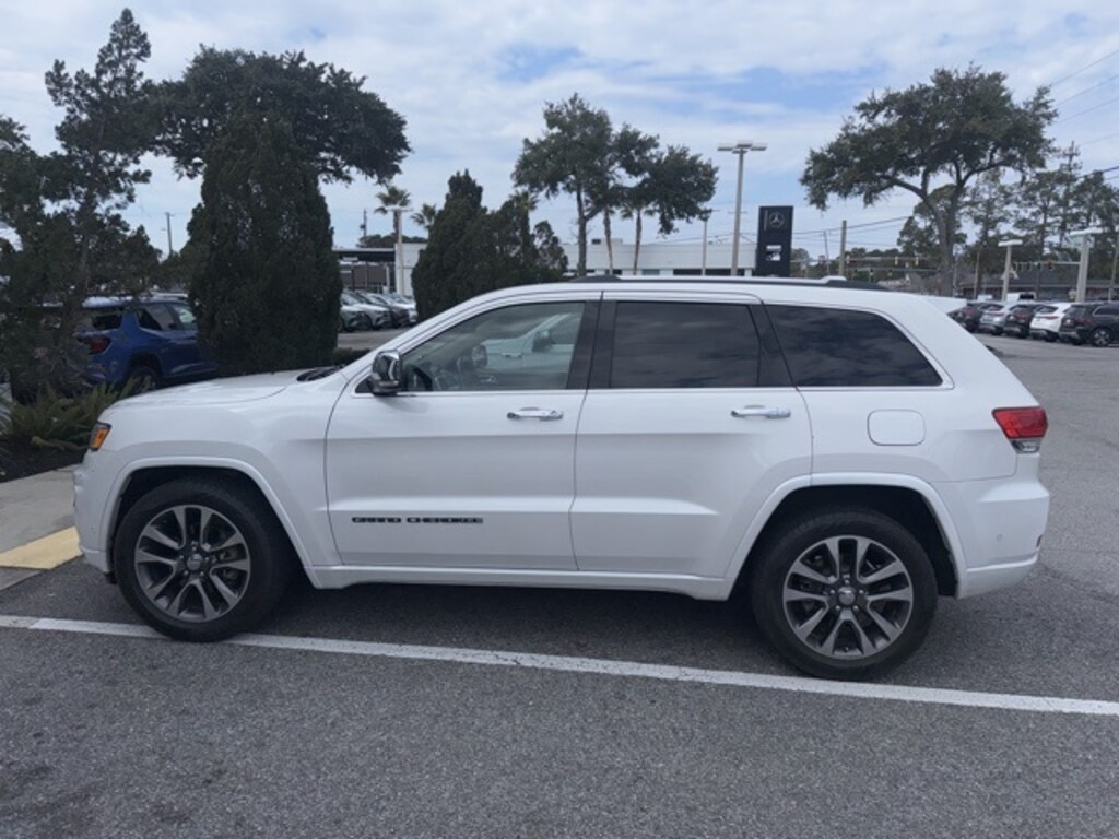 Used 2017 Jeep Grand Cherokee Overland RWD SUV
