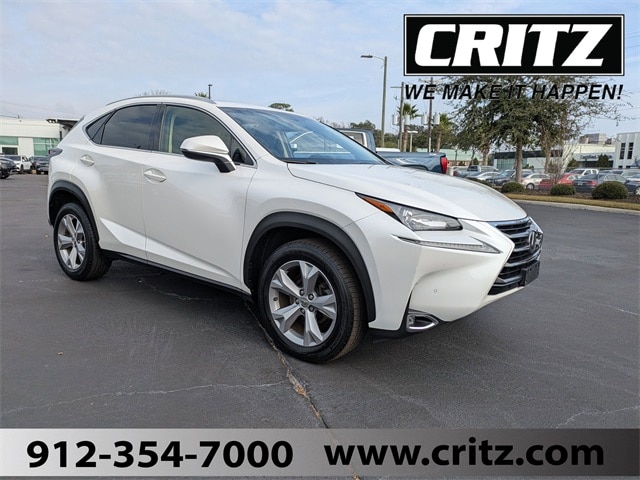 2017 Lexus NX 200t's photo