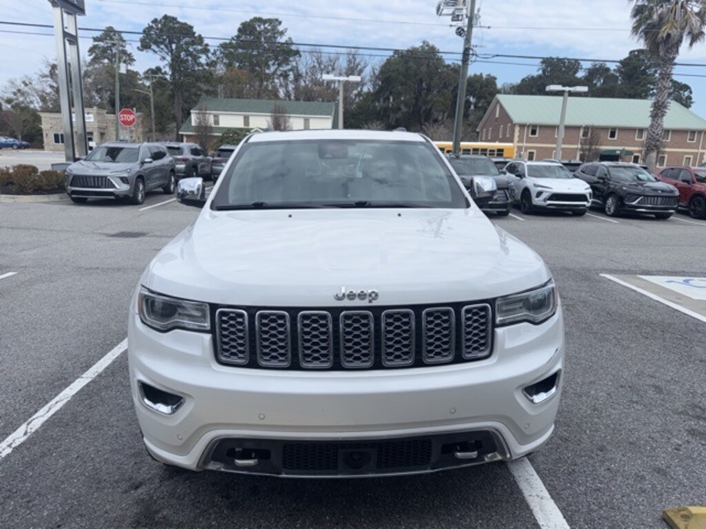 Used 2017 Jeep Grand Cherokee Overland RWD SUV