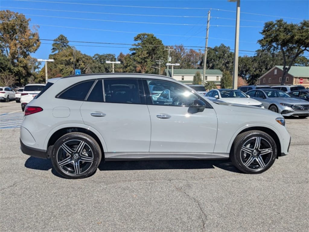 New 2026 Mercedes-Benz GLC 300 SUV