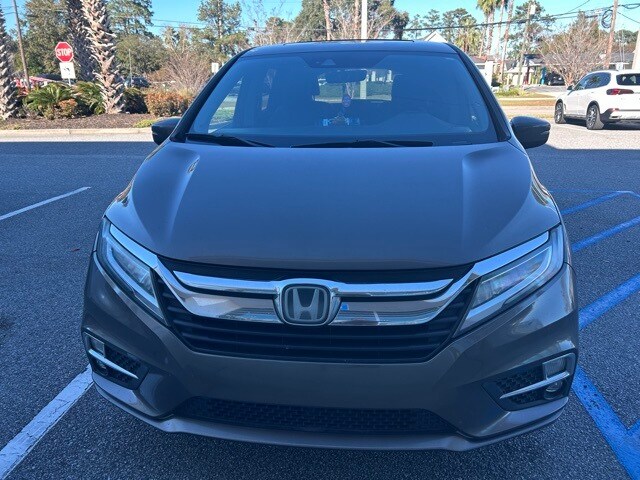 2018 Honda Odyssey Elite photo 2