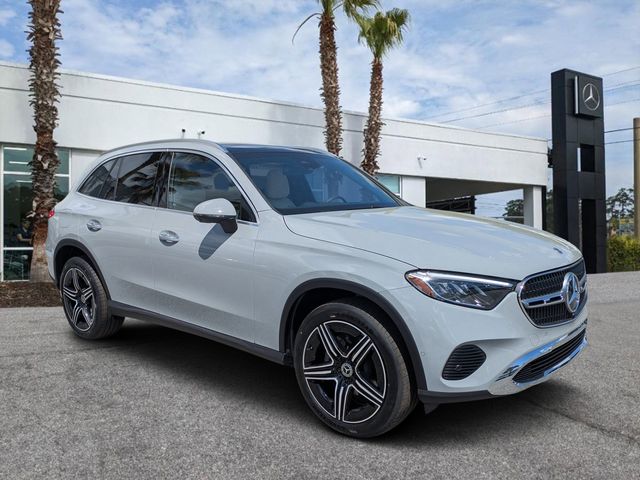 2026 Mercedes-Benz GLC GLC 300 4MATIC's photo