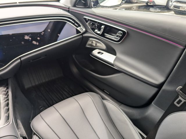 2025 Mercedes-Benz E-Class E350 - Photo 16