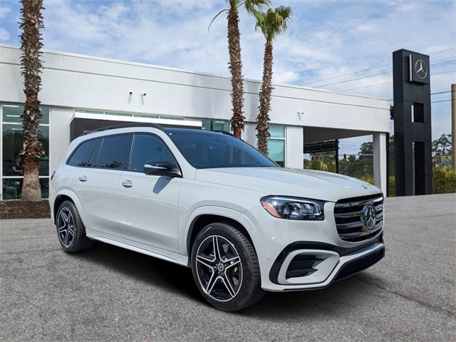 2026 Mercedes-Benz GLS Base's photo
