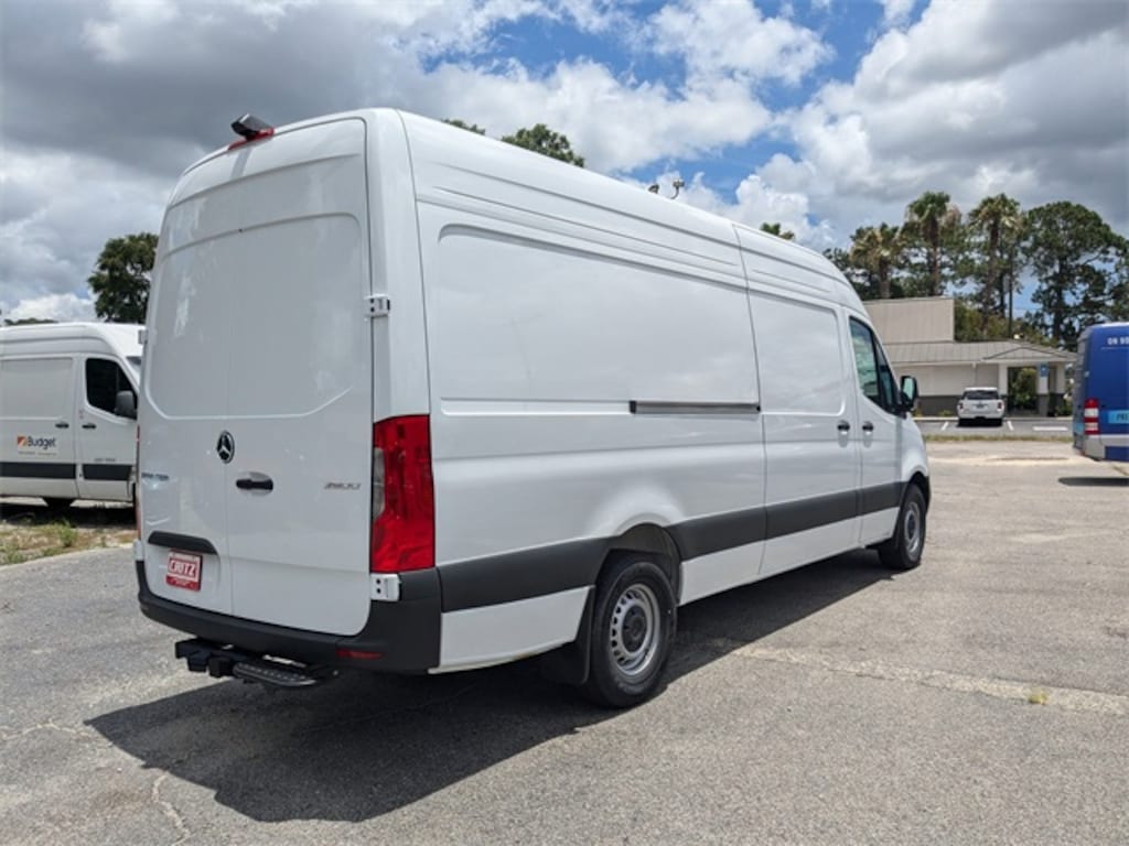 New 2025 Mercedes-Benz Sprinter 2500 High Roof 4-Cyl Diesel Van Cargo Van