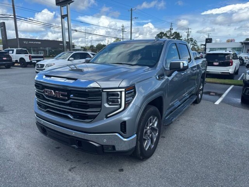 Used 2026 GMC Sierra 1500 SLT Truck Crew Cab