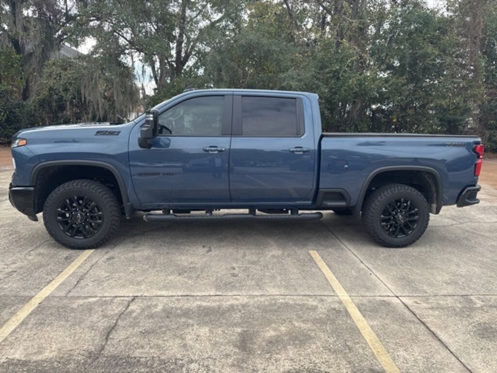 Used 2025 Chevrolet Silverado 2500 HD LT Truck Crew Cab