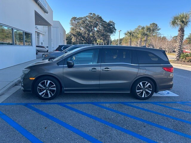 2018 Honda Odyssey Elite photo 3
