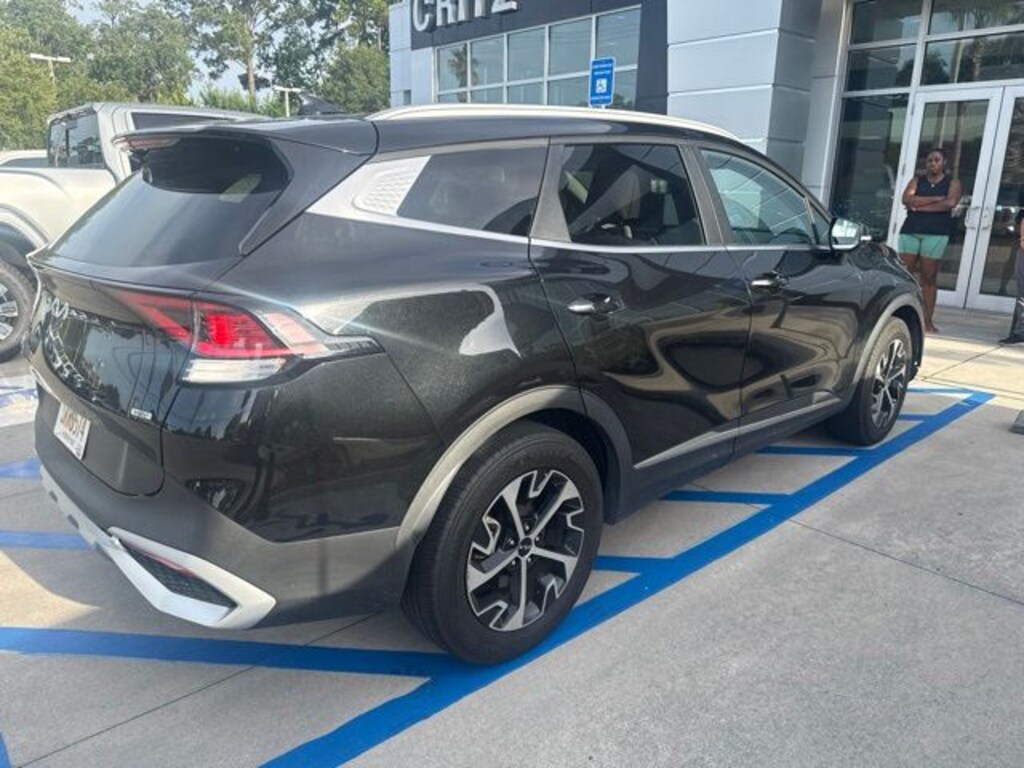 Used 2023 Kia Sportage Hybrid EX SUV