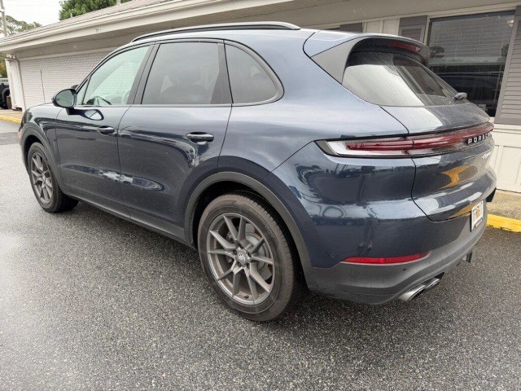Used 2024 Porsche Cayenne  SUV