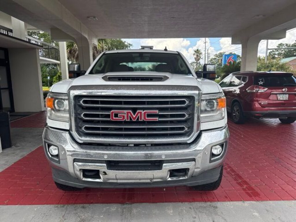Used 2018 GMC Sierra 2500HD SLT Truck Crew Cab
