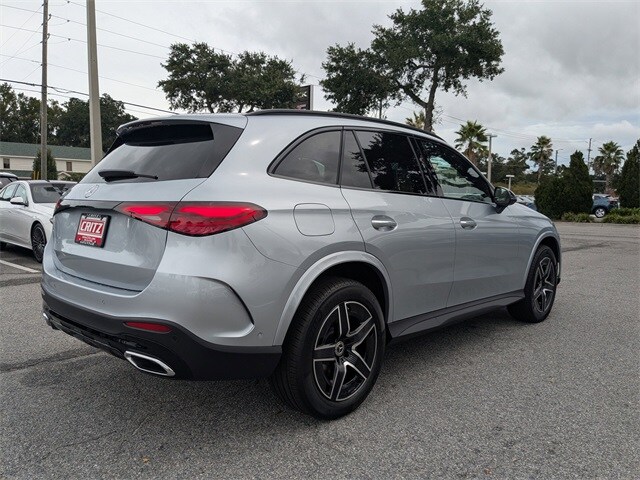2026 Mercedes Benz GLC 300 photo 4