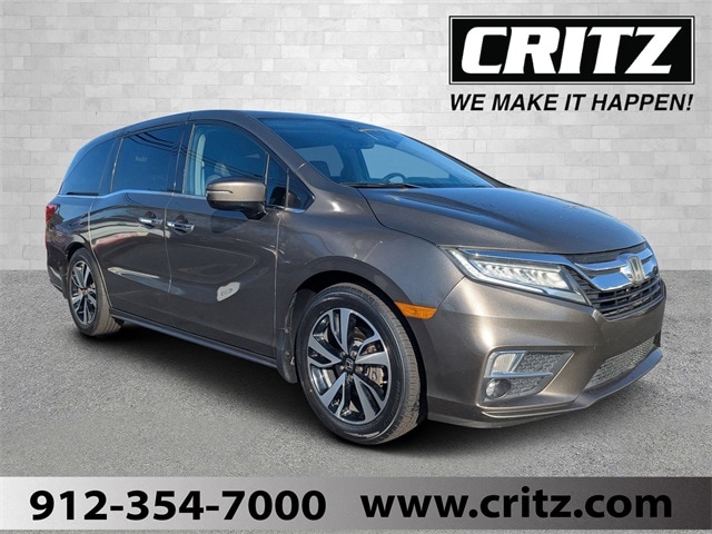 2018 Honda Odyssey Elite's photo