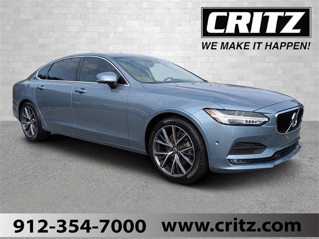 2018 Volvo S90 Momentum's photo