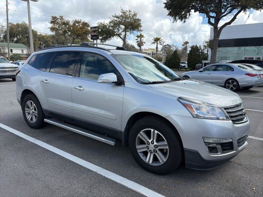 Used 2015 Chevrolet Traverse LT w/2LT SUV