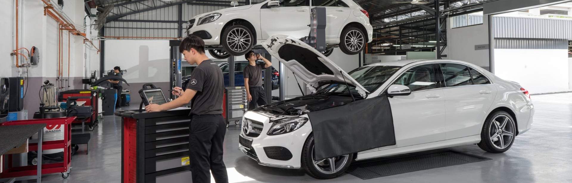Mercedes-Benz Service