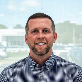 Staff member Justin Hilliard from ID_870912