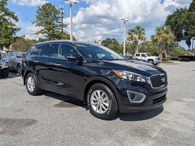 Used 2017 Kia Sorento LX with VIN 5XYPG4A33HG192580 for sale in Savannah, GA