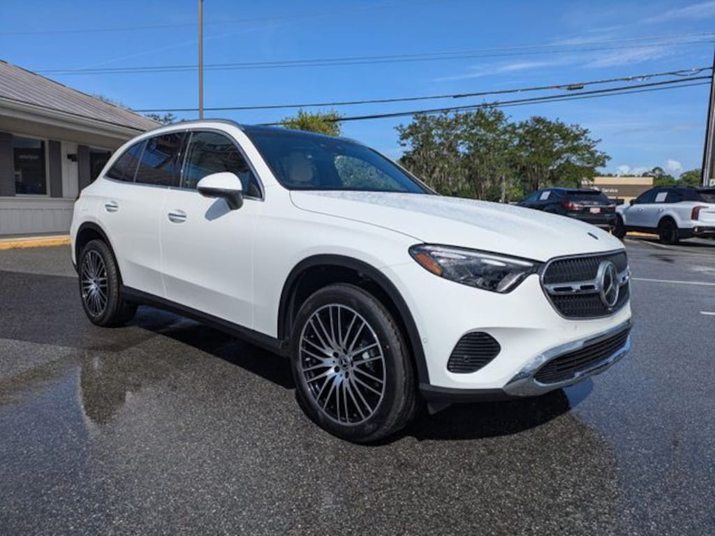 New 2026 Mercedes-Benz GLC 300 SUV