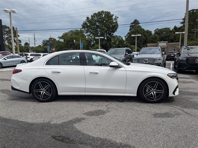 2025 Mercedes Benz E 350 Sedan photo 3